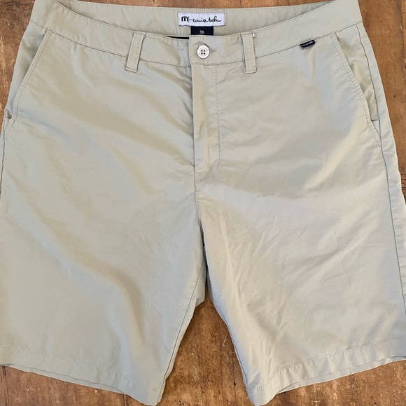 Travis Mathew Other - Travis Mathew Shorts Men 36 Tan Khaki Golf Chino
